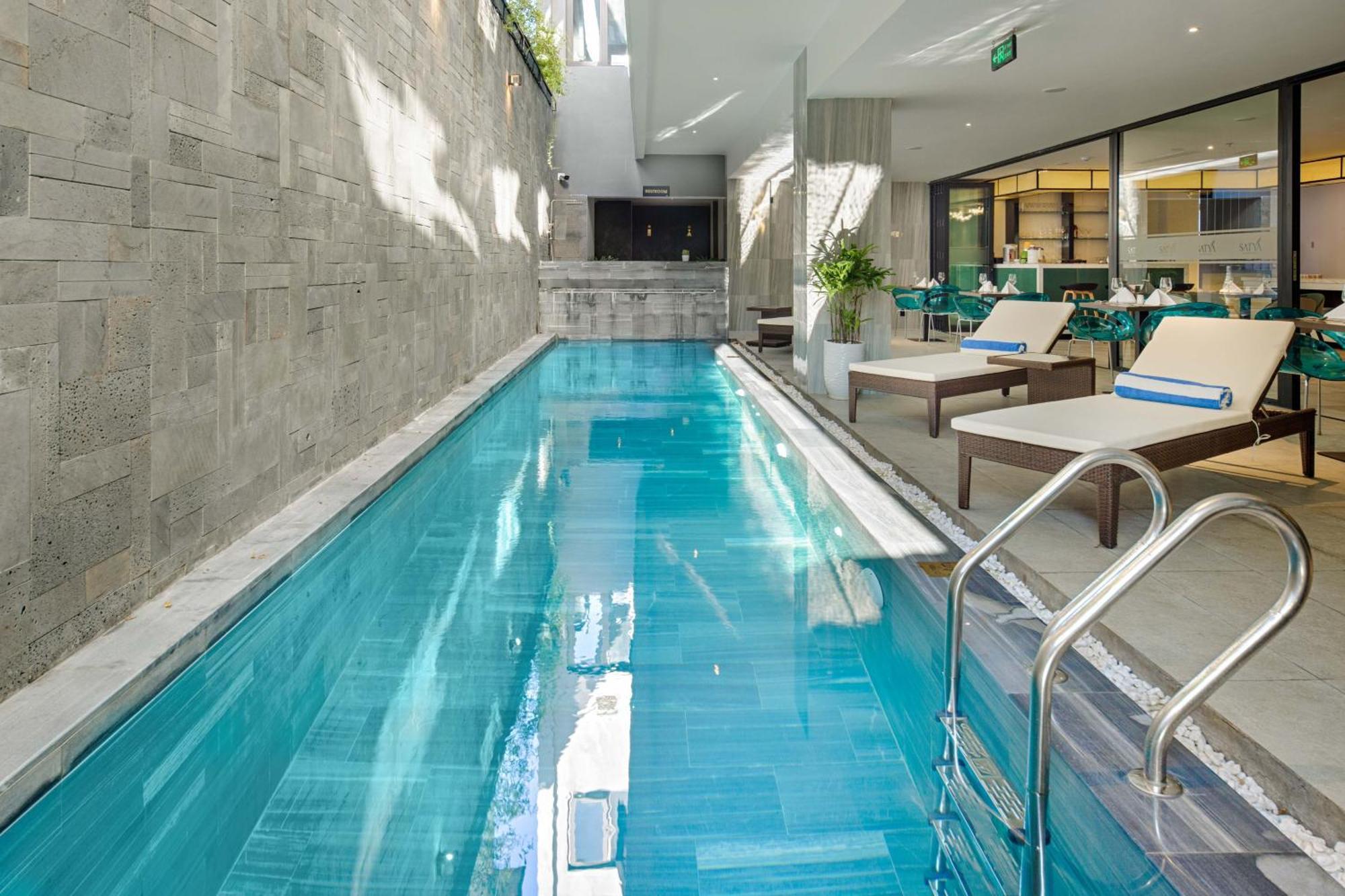 Satya Da Nang Hotel Han Market Екстериор снимка
