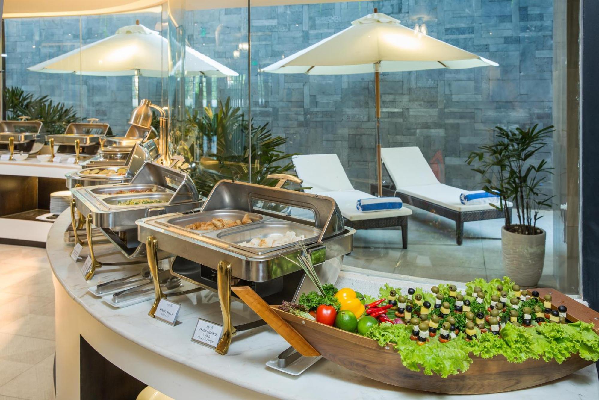 Satya Da Nang Hotel Han Market Екстериор снимка