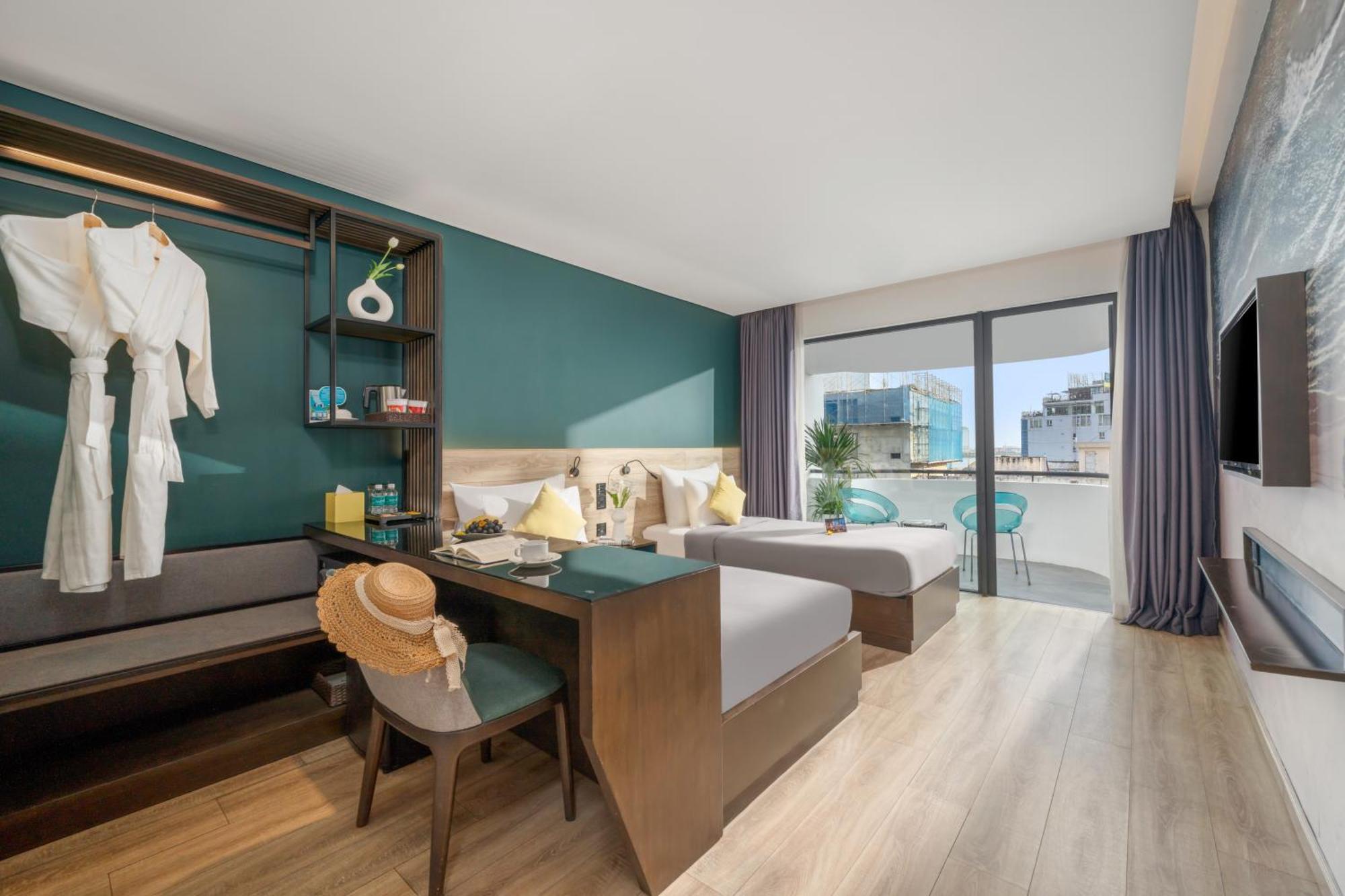 Satya Da Nang Hotel Han Market Екстериор снимка