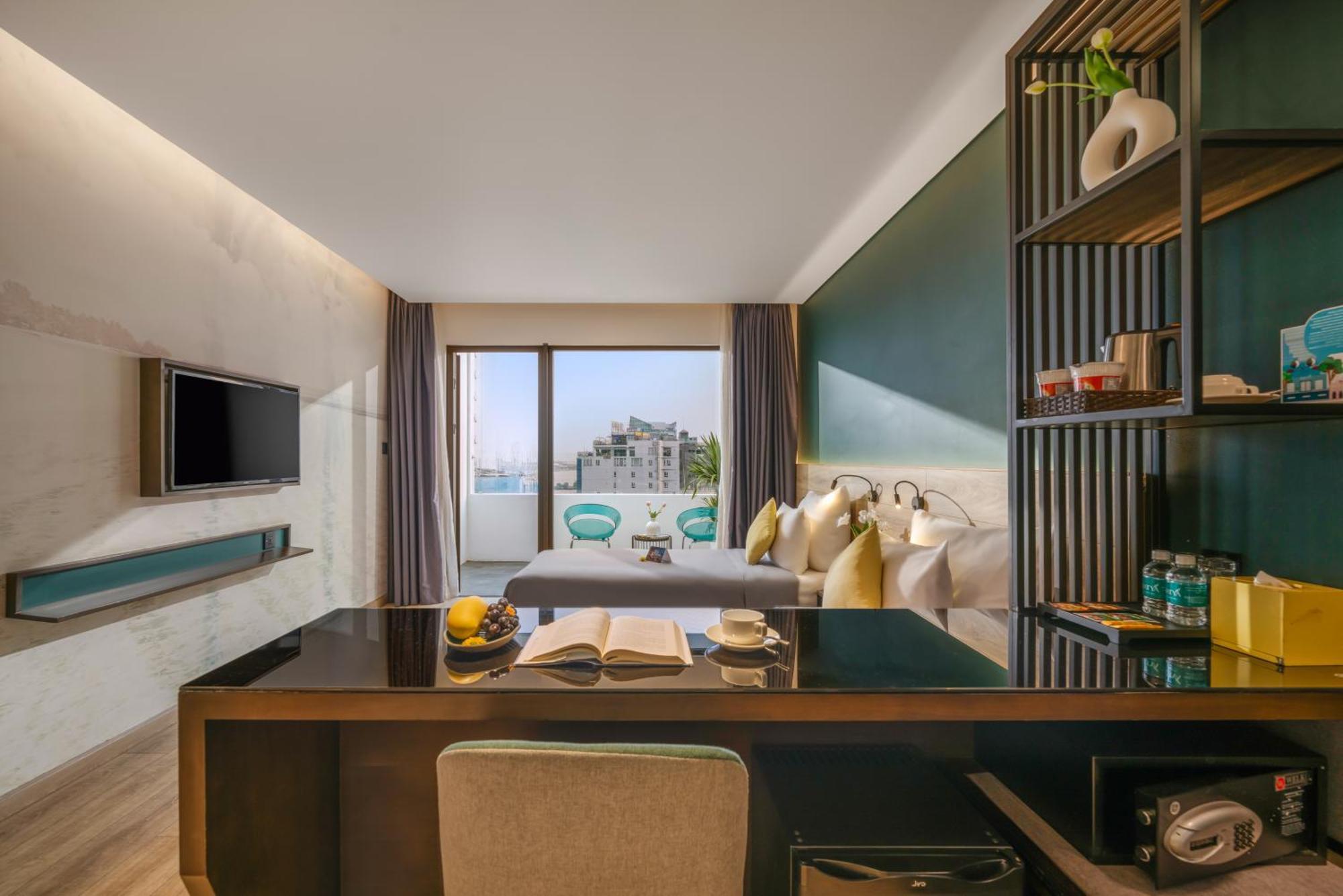 Satya Da Nang Hotel Han Market Екстериор снимка