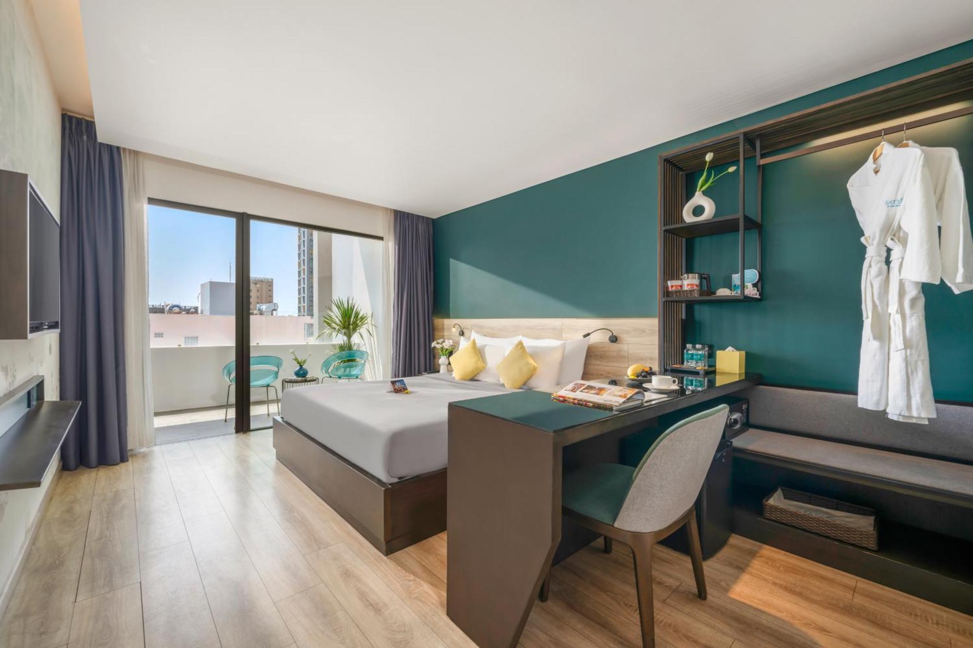 Satya Da Nang Hotel Han Market Екстериор снимка