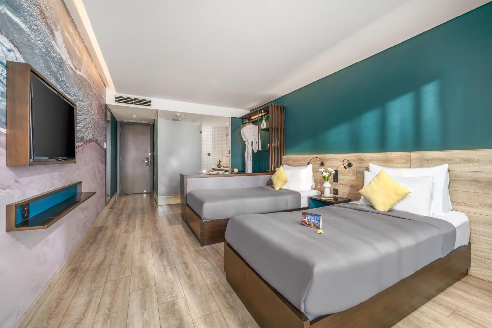 Satya Da Nang Hotel Han Market Екстериор снимка