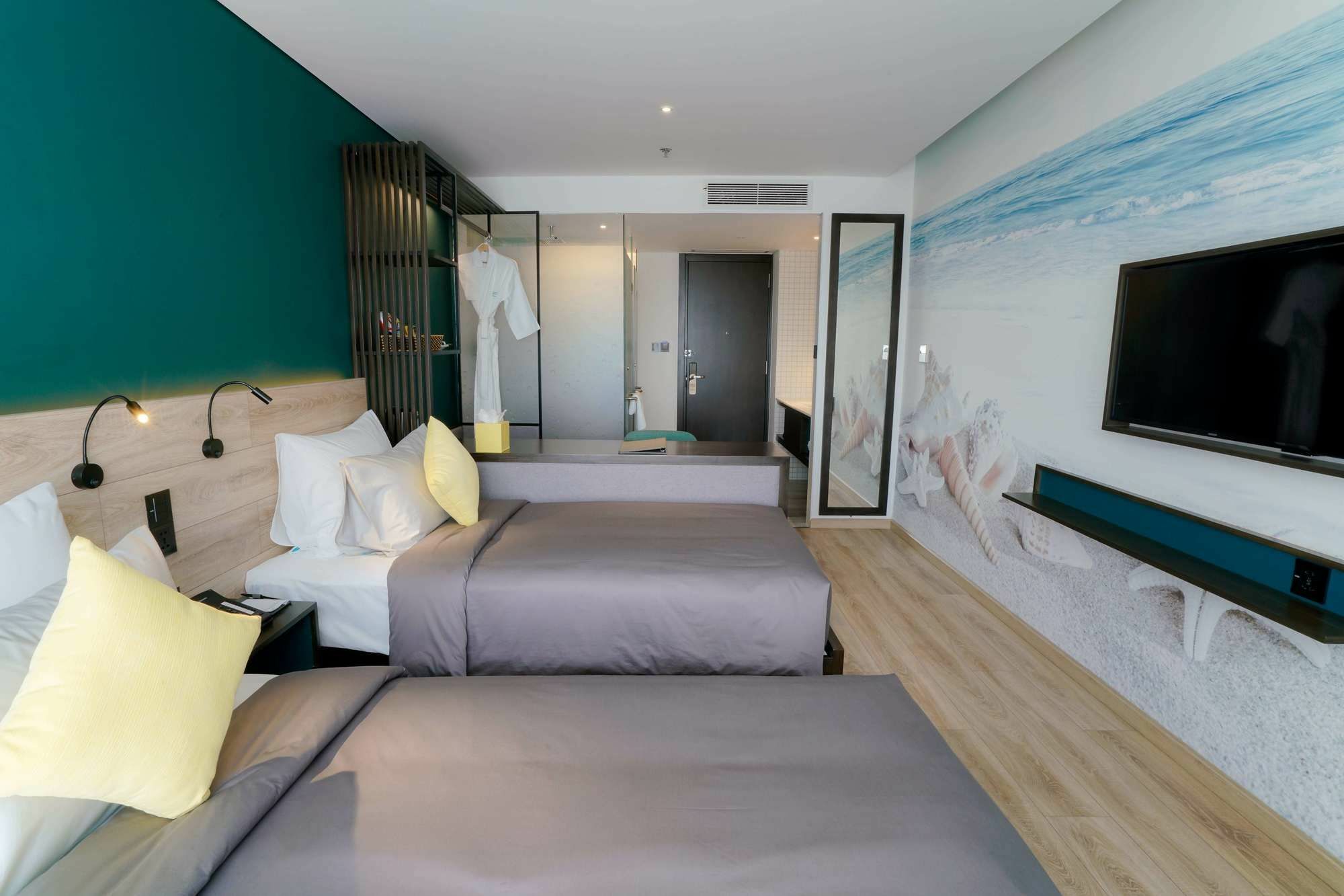 Satya Da Nang Hotel Han Market Екстериор снимка
