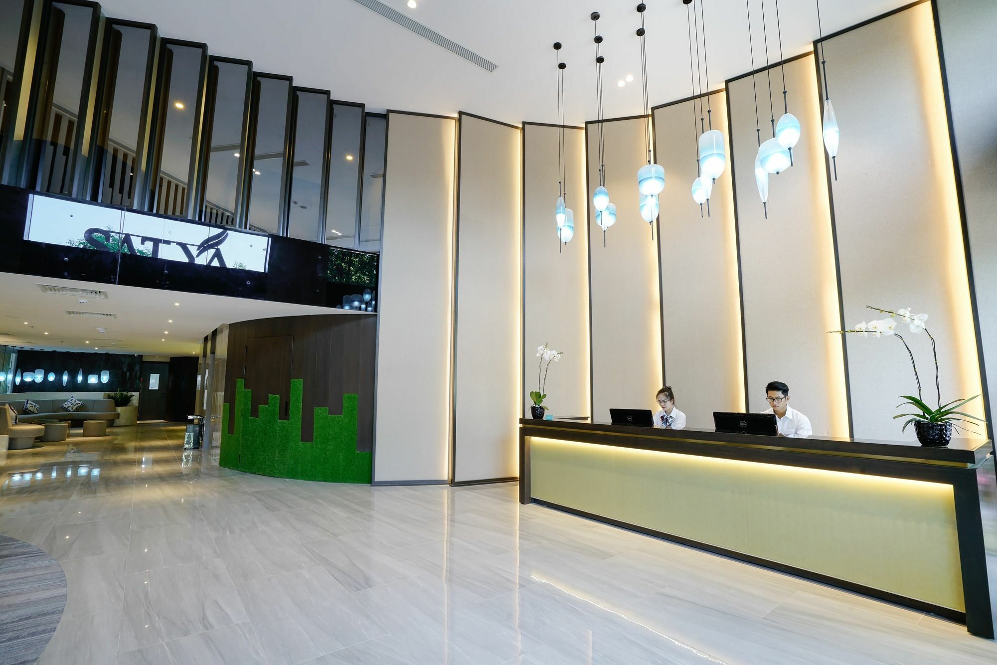 Satya Da Nang Hotel Han Market Екстериор снимка